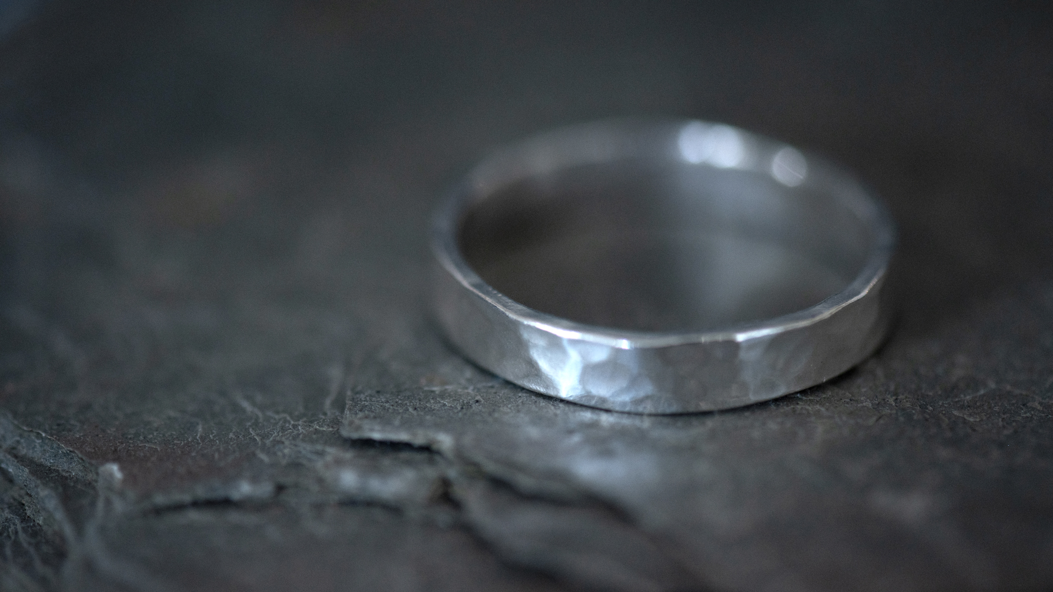 Hammered ring