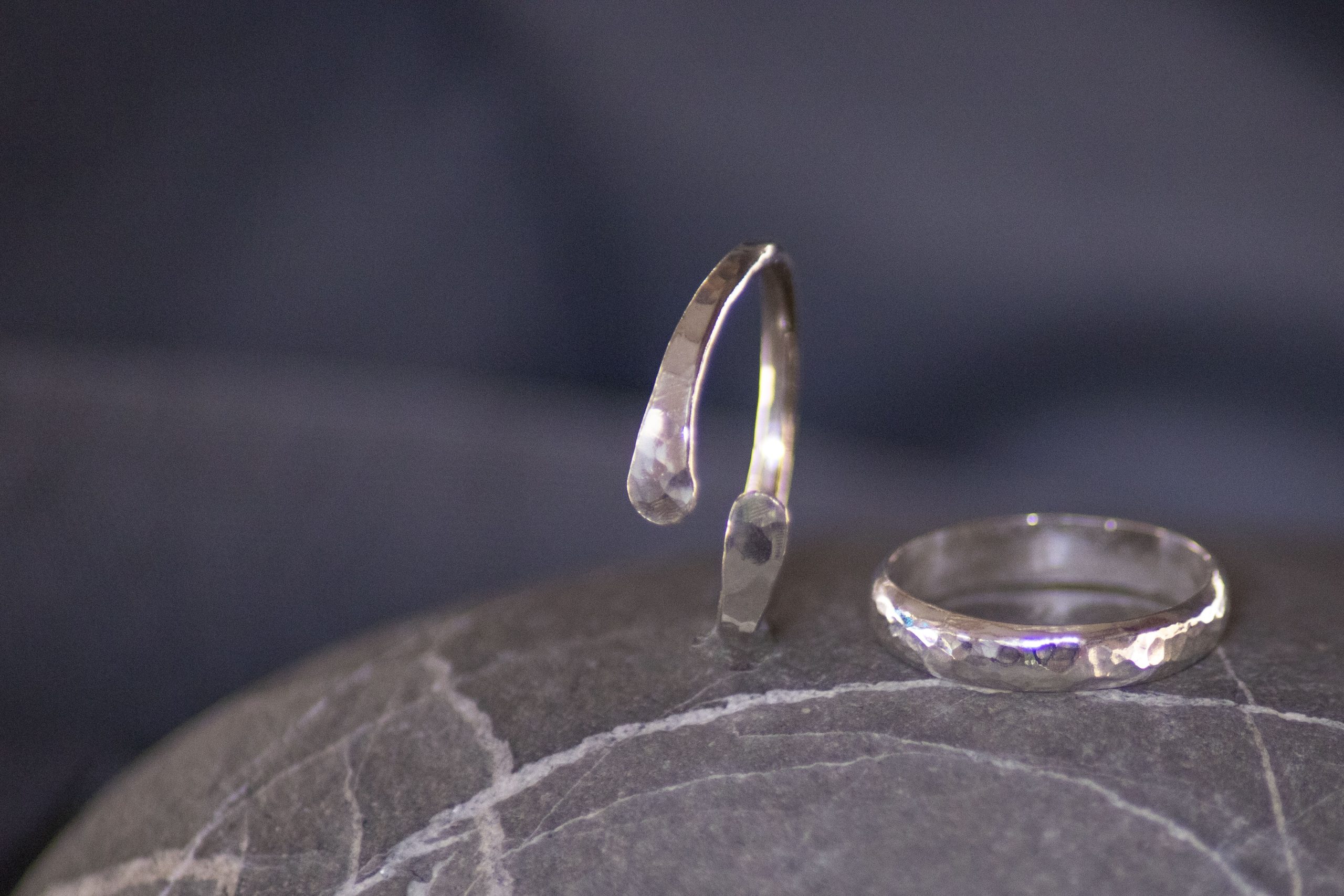 Hammered D Shaped Ring - Image 2