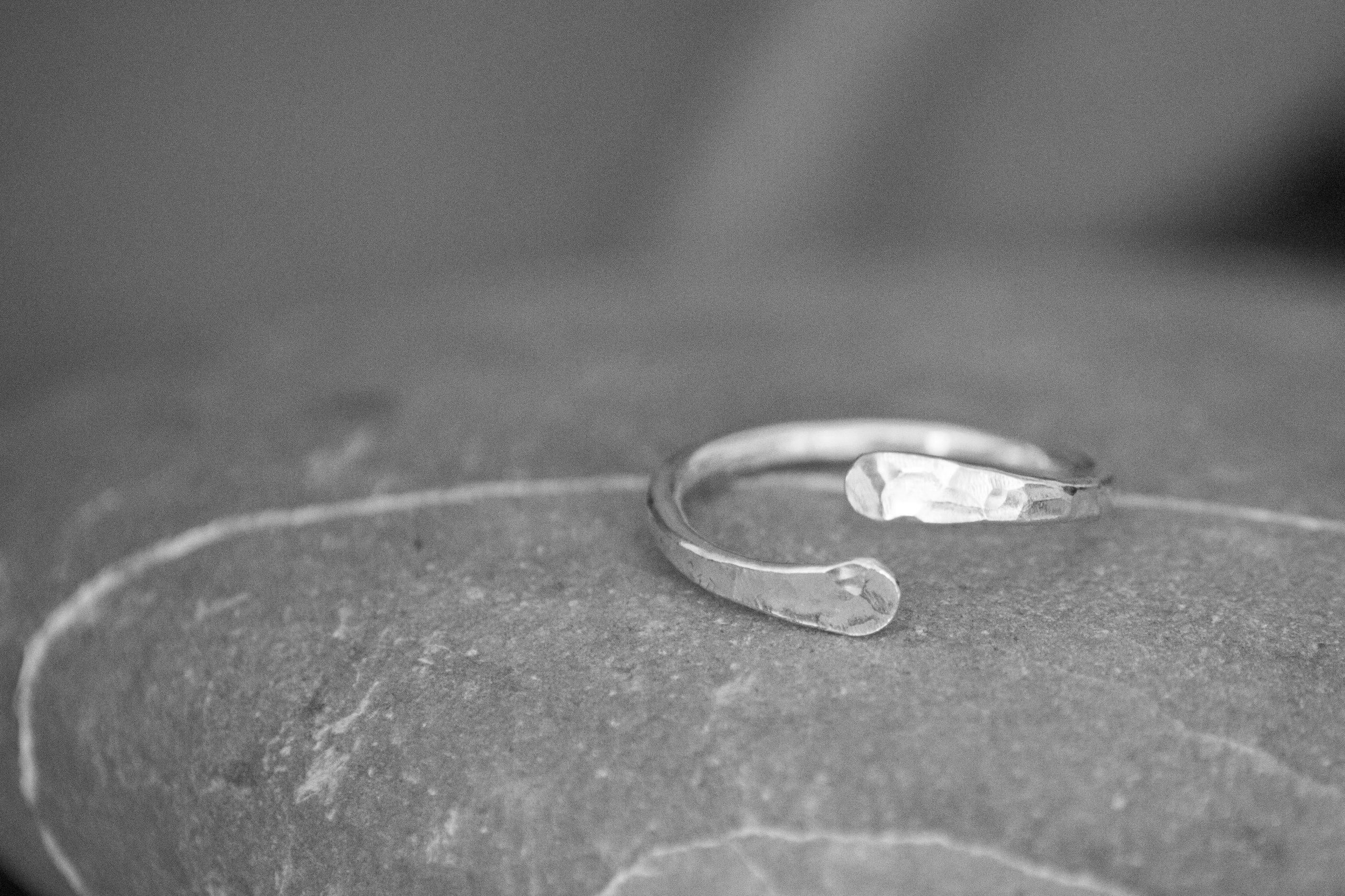 Hammered Adjustable Ring - Image 3